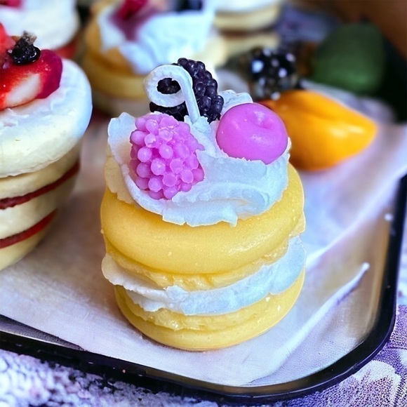 ⚠️SALE Candle / Handmade Yellow And Purple Life Size Macaroon Candle SEND OFFERS - Picture 2 of 4